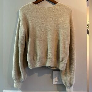 🌸 Forever 21 🌸 open back sweater